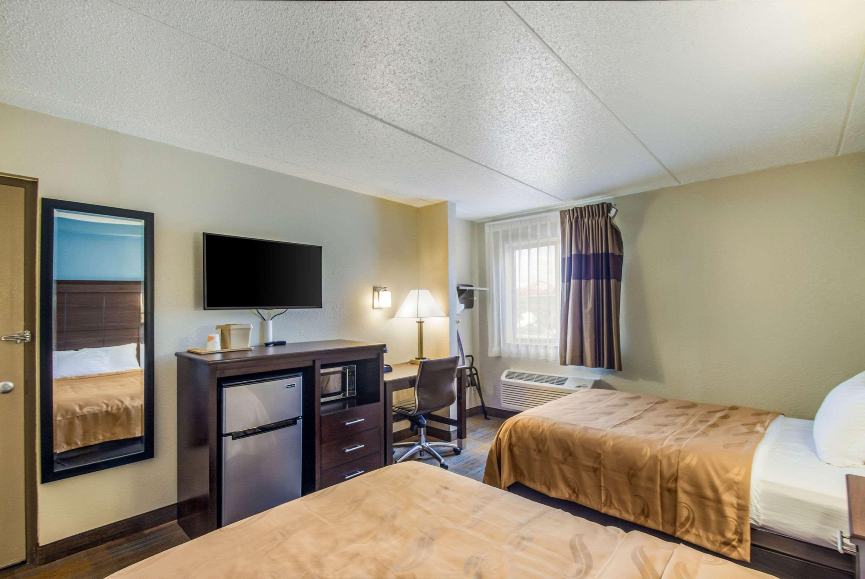 Americinn By Wyndham Madison Wi Kültér fotó